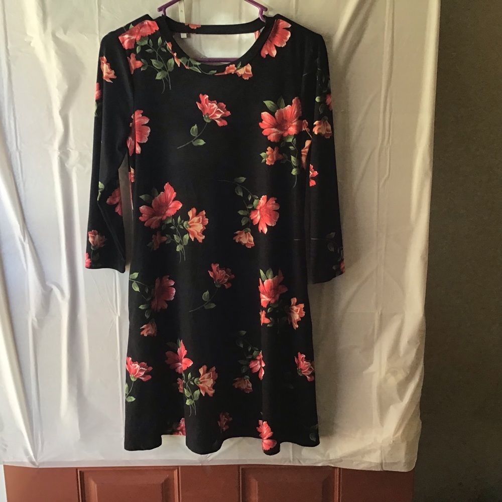 Women’s dress